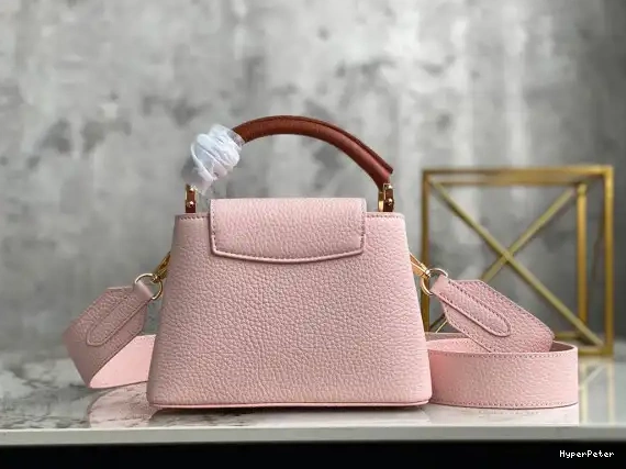 LOUIS MINI CAPUCINES VUITTON 0702
